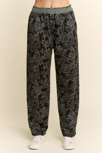 J.nna Textured Floral Print Pants in Black