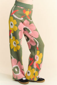 Davi & Dani Floral Print Pants in Sage Pink