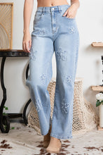 Load image into Gallery viewer, BlueVelvet Denim Jeans with Star Patches in Denim
