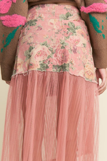 J.nna Contrasting Denim Floral Print and Mesh Midi Skirt in Dusty Pink