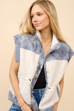 Load image into Gallery viewer, Blue B Quilted Paisley and Faux Shearling Vest in Off White
