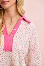 Load image into Gallery viewer, BiBi Floral Print Thermal Faux Button Collar Top in Ivory/Fuchsia
