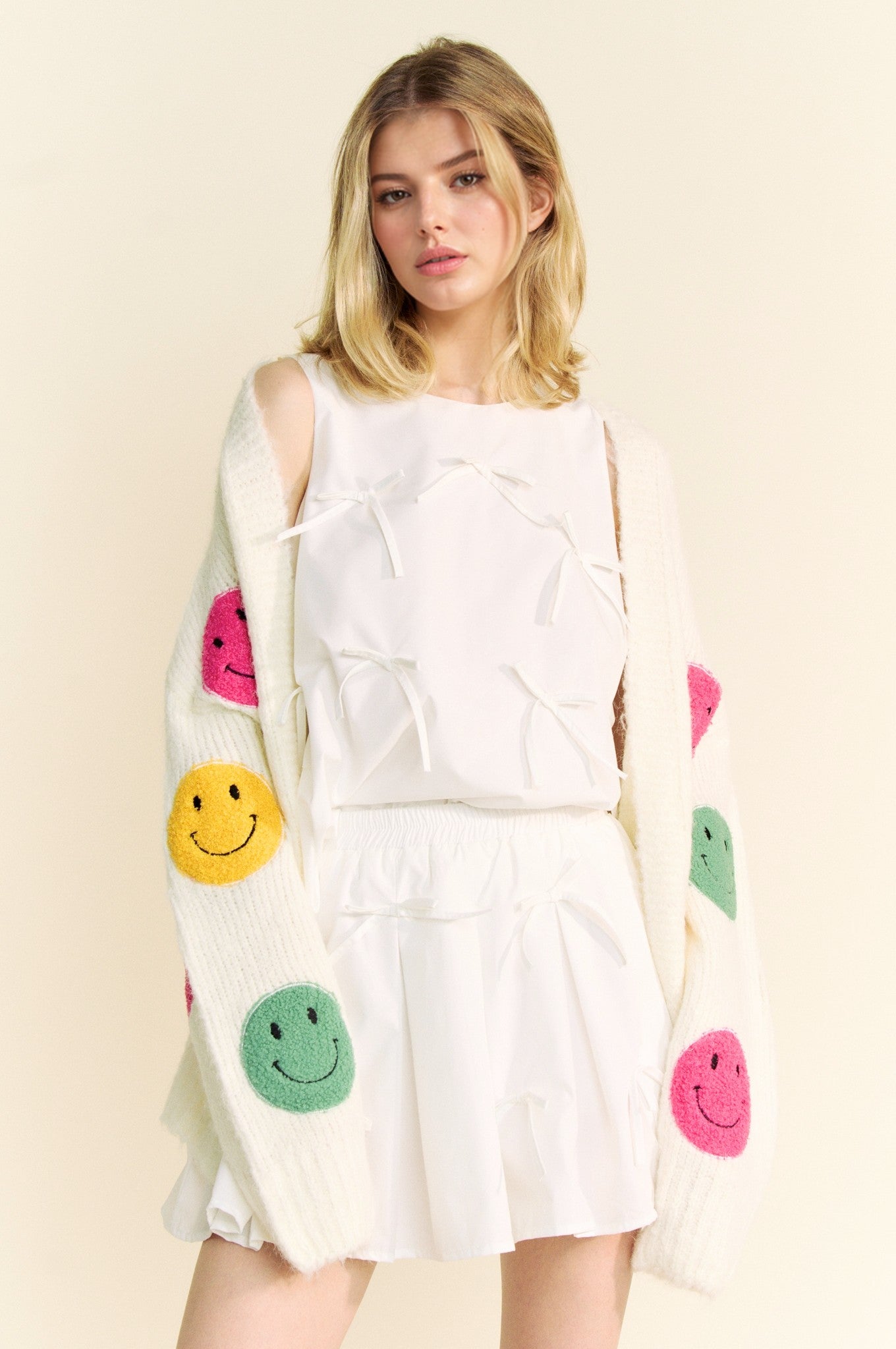 LEINWANDE Bubble Patchwork Cardigan 白 Eleanor White Boxy Cardigan - I Like Crochet
