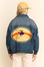 Load image into Gallery viewer, Davi &amp; Dani Western Embroidered Trucker Jacket in Denim Blue
