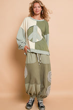 Load image into Gallery viewer, POL Color Block Peace Sign Patch Front Top in Oatmeal/Basil
