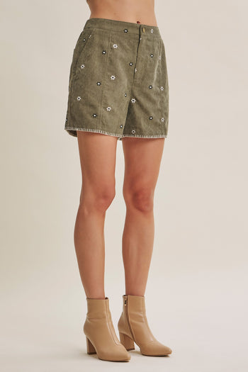 In February Meadow Market Artisan Daisy Embroidered Corduroy Shorts in Olive