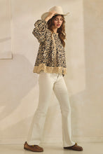 Load image into Gallery viewer, LovLov Leopard Print Top with Lace Details in Leopard
