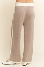 Load image into Gallery viewer, J.nna 2 Piece Knit Sweater Set in Cream Light Sand
