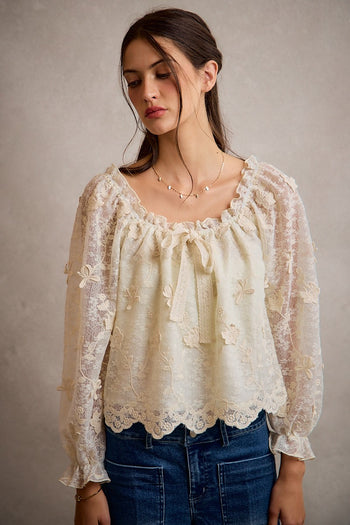 So Me 3D Floral Lace Scallop Edge Blouse in Cream