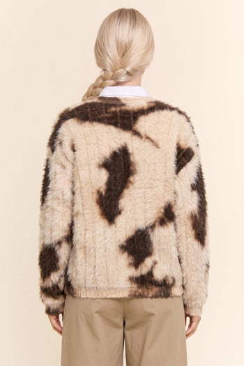 Davi & Dani Fuzzy Leopard Print Cardigan in Cream Brown