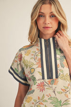 Load image into Gallery viewer, Jodifl Color Rib Band Contrast Zip Up Floral Top in Oatmeal
