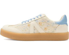 Load image into Gallery viewer, MIA 1976 "AXEL" Sneakers in Off White Multi Floral Baby Blue
