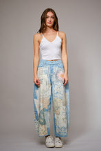 Load image into Gallery viewer, Blue B Patch Print Barrel Leg Jeans in Light Denim
