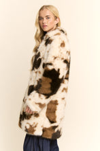 Load image into Gallery viewer, Davi &amp; Dani Tri Color Faux Fur Jacket in Cow Brown
