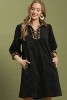 Umgee V-Neck Shift Dress with Contrast Trim in Black