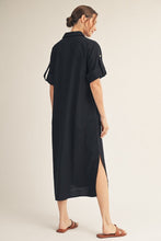 Load image into Gallery viewer, Jodifl Woven Midi Dress in Black
