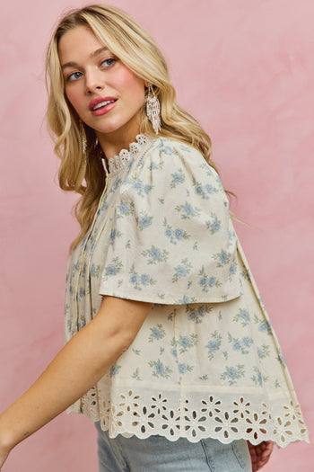 So Me Floral Print Lace Trim Blouse Top in Blue