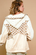 Load image into Gallery viewer, POL OVERSIZED Zip Up Hoodie Jacket with Mixed Fabric and Prints in Cream Multi
