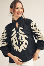 Load image into Gallery viewer, Jodifl Baroque Applique Detail Top in Black
