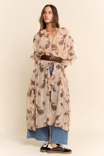 Load image into Gallery viewer, Davi &amp; Dani Printed Chiffon Kimono in Beige

