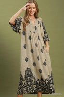 Umgee Border Print Smocked Detail Midi Dress in Charcoal