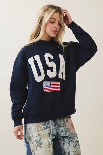 Veveret USA Patched Sweatshirt in Navy