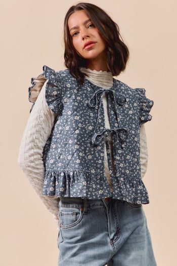So Me Floral Print Quilted Vest in Blue