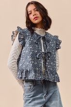 Load image into Gallery viewer, So Me Floral Print Quilted Vest in Blue
