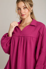 Load image into Gallery viewer, Umgee Cotton Gauze Collared V-Neck Top with Frays in Magenta
