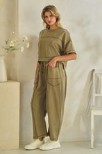 Load image into Gallery viewer, Veveret Knit Easy Set in Olive
