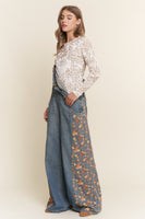 J.nna FITTED Floral Print Velvet Top in Pink Blush