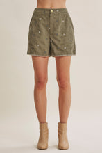 Load image into Gallery viewer, In February Meadow Market Artisan Daisy Embroidered Corduroy Shorts in Olive
