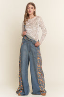 J.nna FITTED Floral Print Velvet Top in Pink Blush