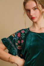 Load image into Gallery viewer, Umgee Velvet Top with Floral Embroidery in Hunter Green

