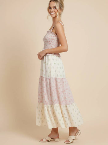 J.nna Ditsy Floral Print Maxi Dress in Lavender Multi