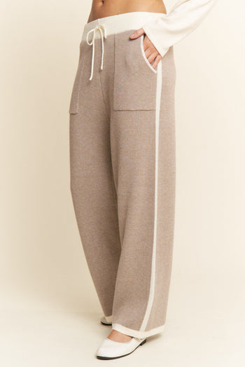 J.nna 2 Piece Knit Sweater Set in Cream Light Sand