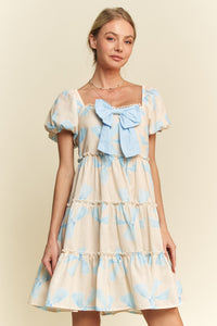 Davi & Dani Bow Print Tiered Mini Dress in Blue