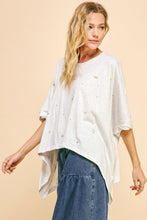 Load image into Gallery viewer, Davi &amp; Dani OVERSIZED Solid Color Top with Pearl Embellishments in Heather Cream
