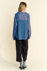 Davi & Dani Waffle Knit and Gauze Top in Teal Blue