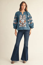 Load image into Gallery viewer, Jodifl Embroidered Baroque Floral Applique Top in Teal
