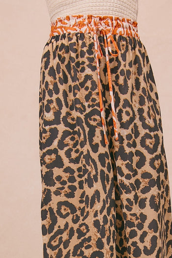 BiBi Lightweight Leopard Pant With Contrasting Print Details in Leopard/Rust