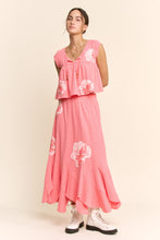 Load image into Gallery viewer, Davi &amp; Dani Crinkled Knit Top Elastic Waist Maxi Skirt Set in Pink

