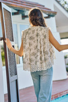 So Me Vintage Floral Textured Woven Button Down Vintage Black