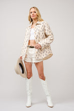 Load image into Gallery viewer, Blue B Quilted Western Horse Print Jacket in Cream
