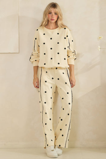 Veveret Charming Polka Dot Lounge Set in Cream/Black