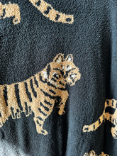 Load image into Gallery viewer, Jodifl Animal Print Fleece Blanket in Black Blanket Jodifl   
