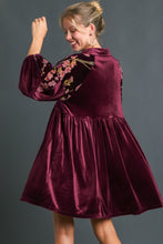 Load image into Gallery viewer, Umgee Velvet Burnout Contrast Babydoll Dress in Wine Dresses Umgee   
