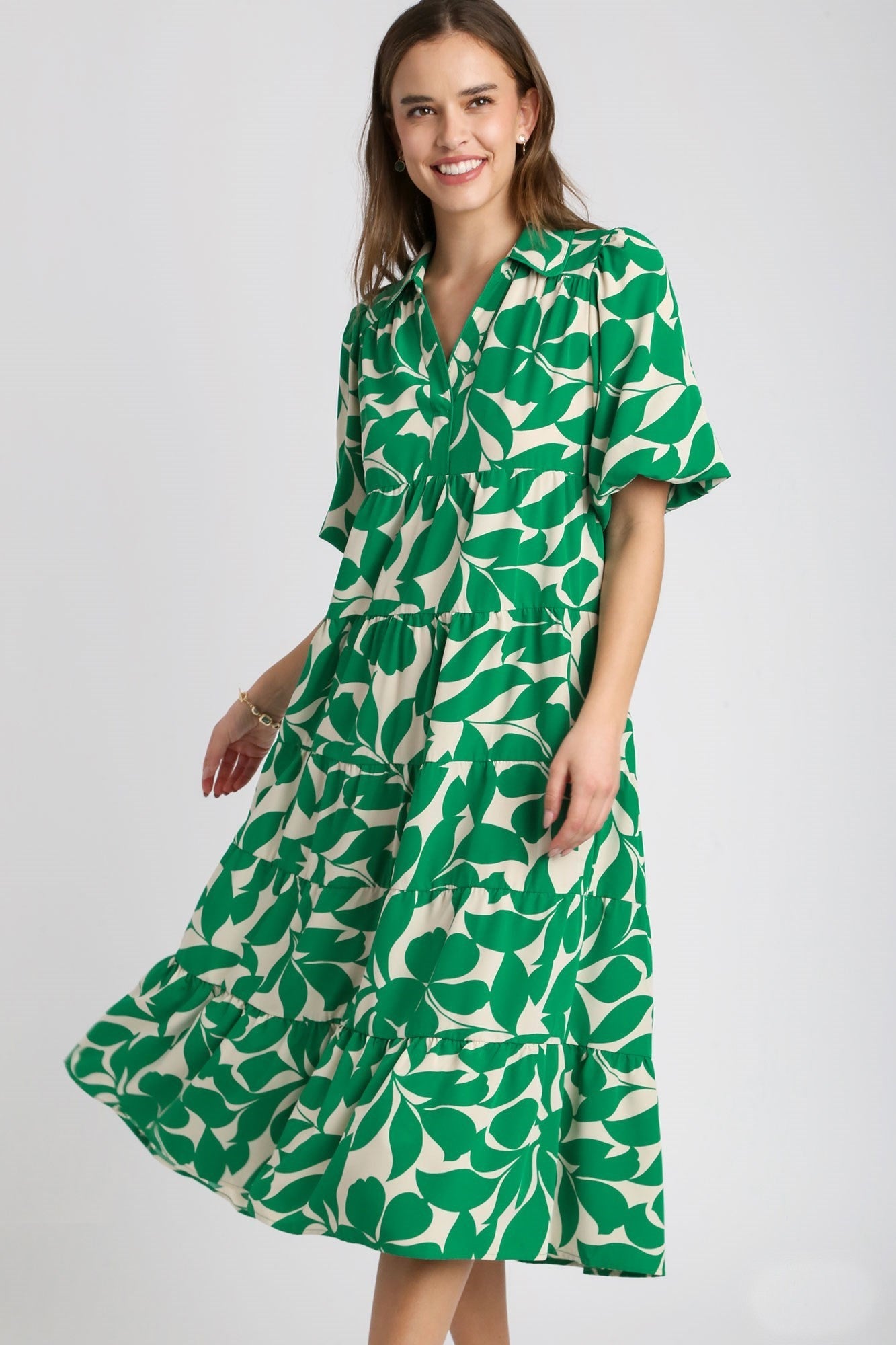 Umgee Two-Toned Floral Print Midi Dress in Green