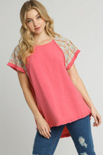 Load image into Gallery viewer, Umgee Solid Color Linen Blend Top with Plaid Sleeves in Pink Shirts &amp; Tops Umgee   
