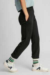 Umgee Luxe Knit Solid Color Joggers in Black